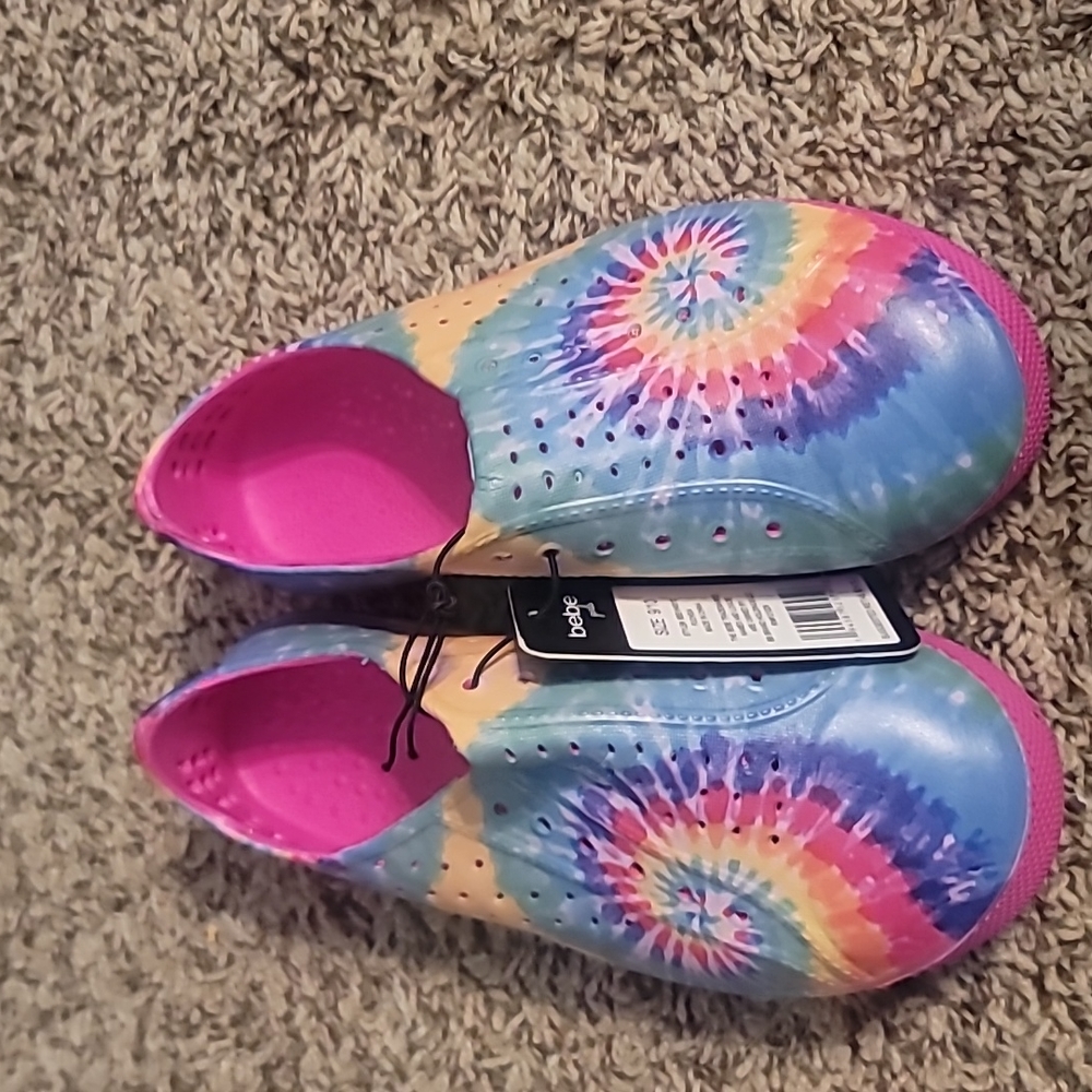 BEBE GIRLS TODDLER FUSCHIA & BLUE TIE DYE WATER SHOES: NWT: SZ 9/10